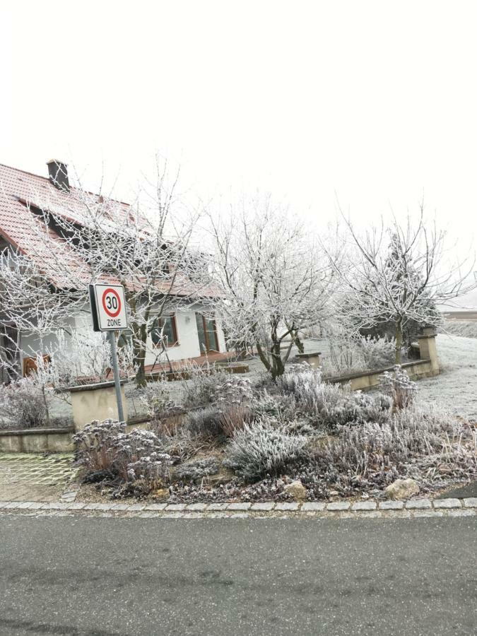 Ferienwohnung Eibenweg Gebsattel Εξωτερικό φωτογραφία